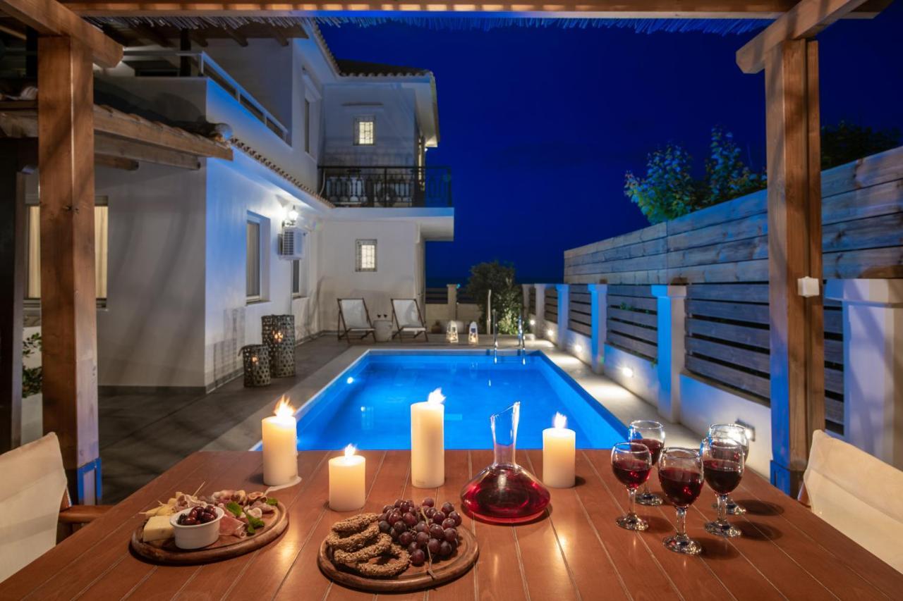 ארגאסי Villa Elizabeth - Seafront Classic Villa! מראה חיצוני תמונה