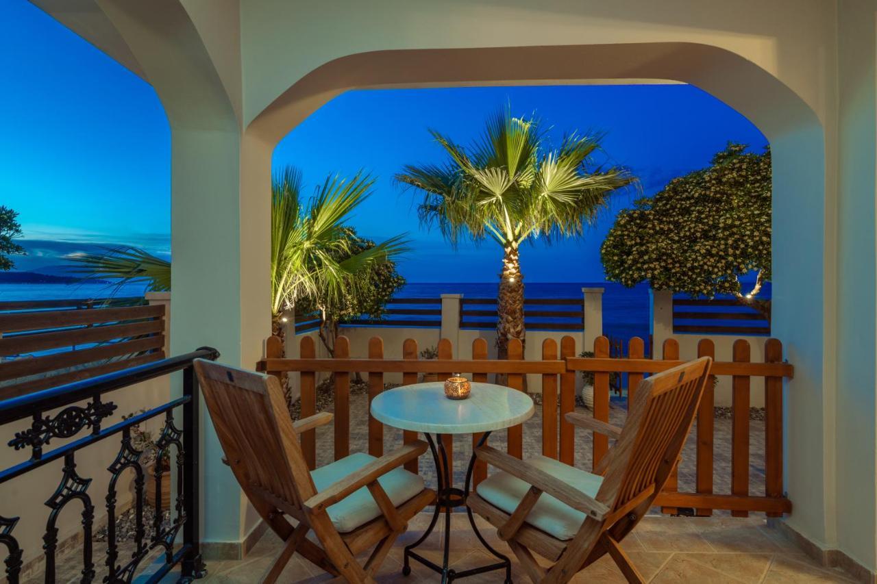 ארגאסי Villa Elizabeth - Seafront Classic Villa! מראה חיצוני תמונה